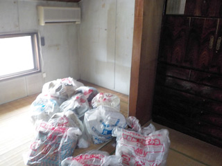 ２階部屋５のビフォア