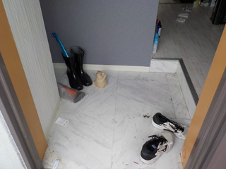 玄関のビフォア