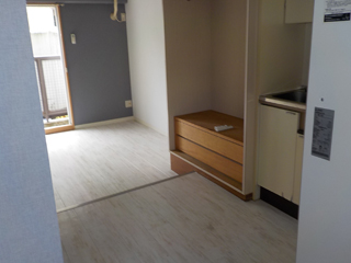 玄関からキッチンのアフター