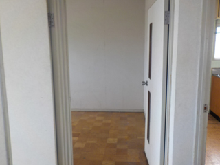 廊下から部屋2のアフター