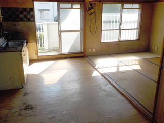 キッチンと部屋2のアフター