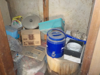 母屋物置1のビフォア