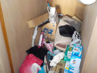 廊下収納のビフォア