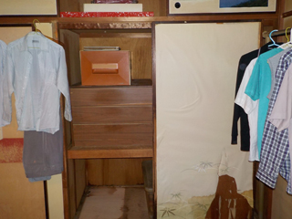 部屋3の押入れのビフォア