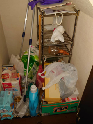 階段下収納のビフォア