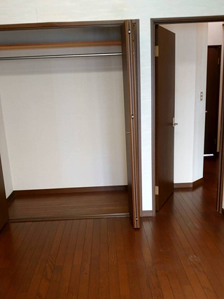 部屋5クローゼットのアフター
