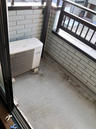 ベランダのビフォア