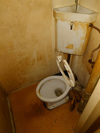 トイレのビフォア