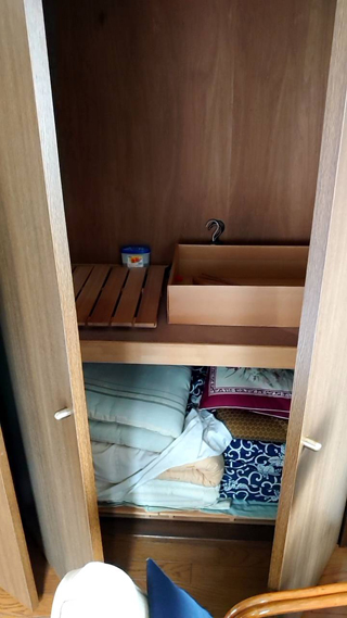 寝室押入れのビフォア