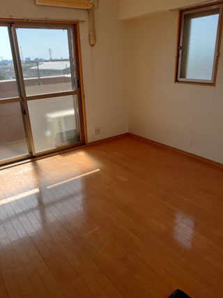 リビングのアフター