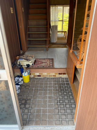 玄関のビフォア