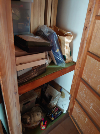 部屋４押し入れのビフォア