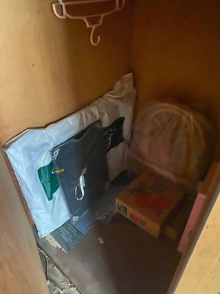 部屋３押し入れのビフォア