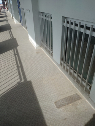 玄関外のアフター