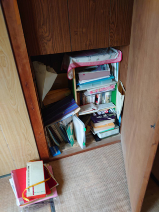 部屋1収納のビフォア