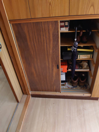 階段下収納のビフォア