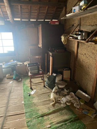 ２階倉庫１のビフォア