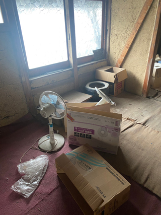 ２階倉庫２のビフォア