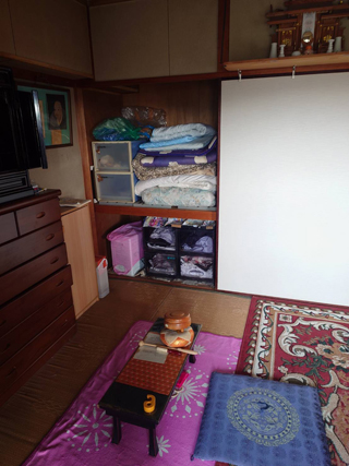 部屋3押し入れのビフォア