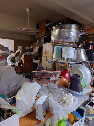 キッチンからリビングのビフォア