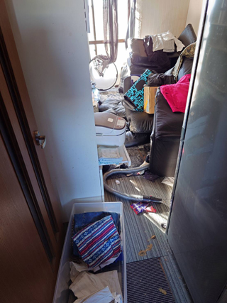 キッチン入り口のビフォア