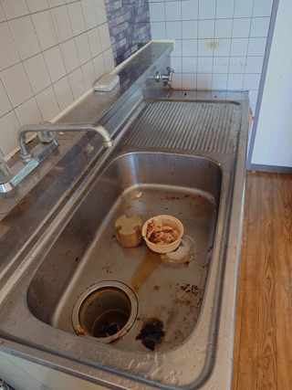 キッチンシンクのビフォア