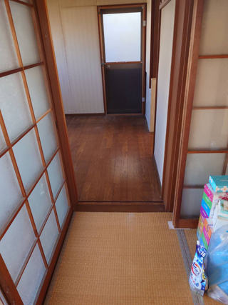 廊下からキッチンのアフター