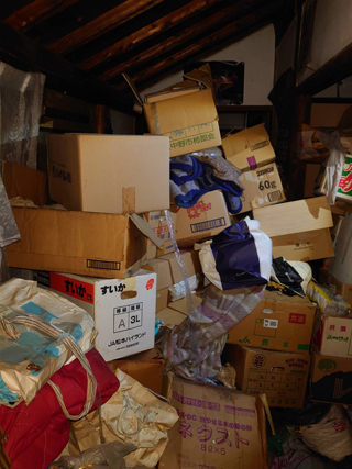 部屋4から廊下2のビフォア