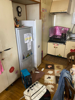 キッチン入り口左手のビフォア