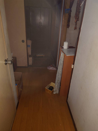 廊下のビフォア