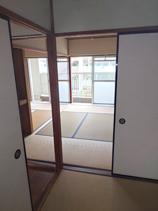 キッチンから部屋２のアフター