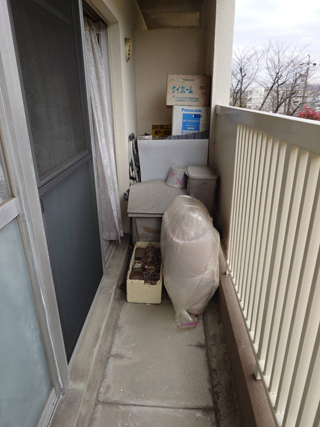 ベランダのビフォア