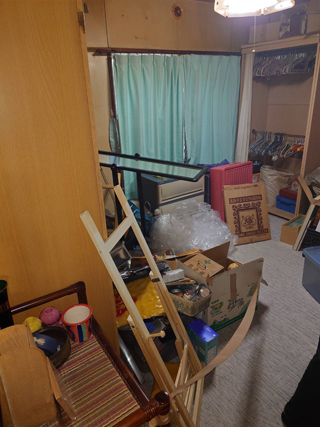 部屋４入口のビフォア