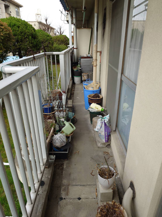 ベランダのビフォア