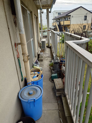 ベランダのビフォア