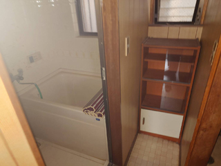 浴室横のビフォア