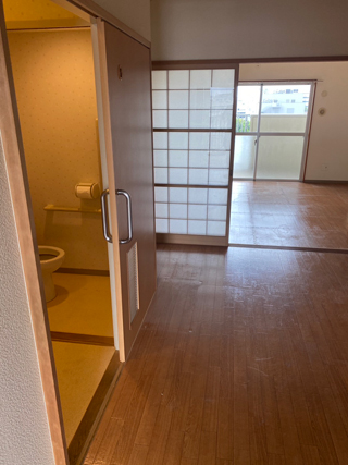 リビング入口のアフター