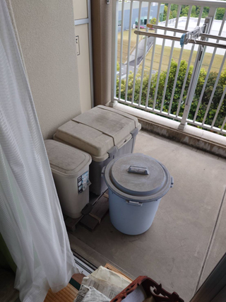 ベランダのビフォア