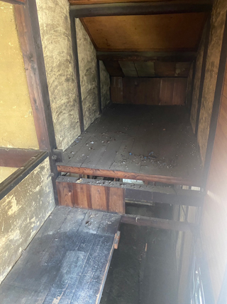 2階階段上収納のアフター