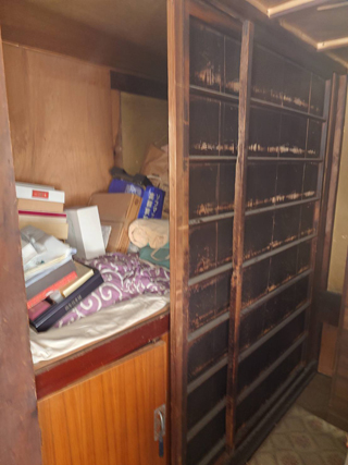 2階部屋4押し入れのビフォア