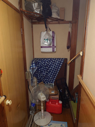 階段前のビフォア