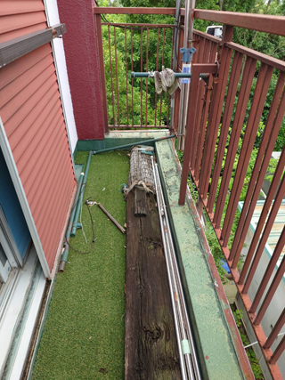 ベランダのビフォア