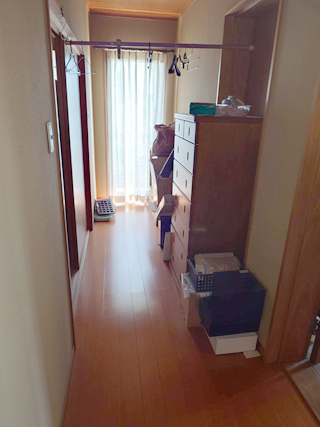 廊下のビフォア