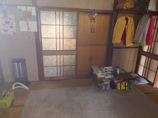 部屋2押し入れのビフォア