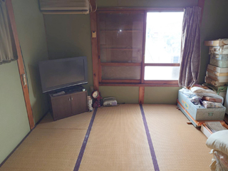 部屋4のビフォア