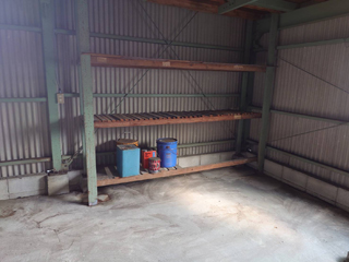 倉庫１階左奥のアフター