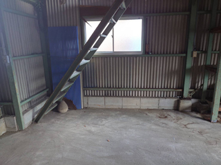 倉庫１階階段下のアフター