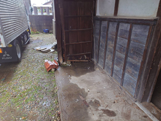 倉庫前のアフター