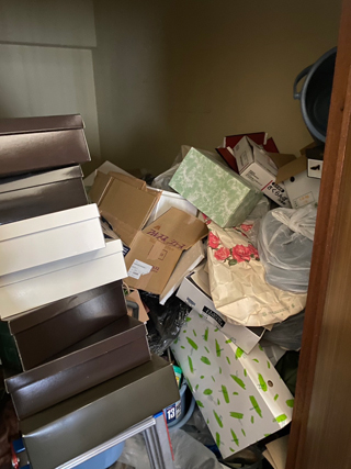 納戸のビフォア