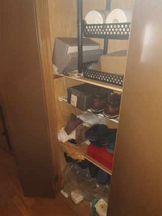 廊下収納のビフォア